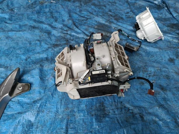Мотор печки Хонда Легенд в Элисте 206136