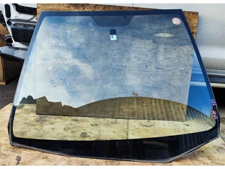 Лобовое стекло Хонда Фит в Элисте 255791